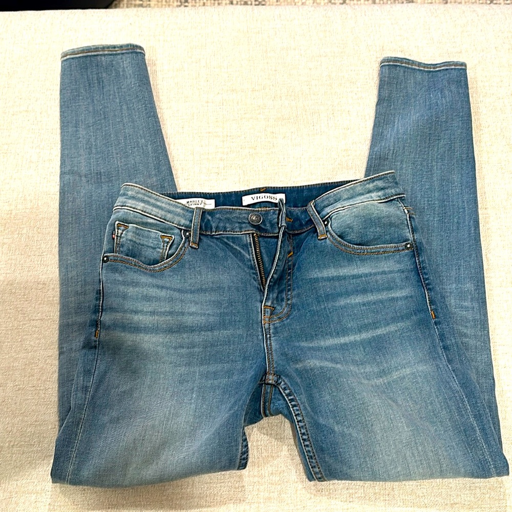 Skinny jeans